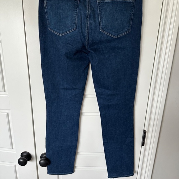 NWT PAIGE PREMIUM DENIM SKYLINE SKINNY SIZE 31 - Picture 4 of 8